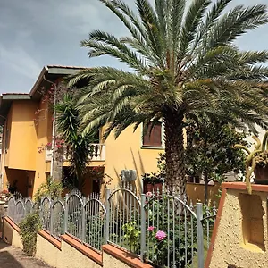 Valentina's Garden House , Triei Italia